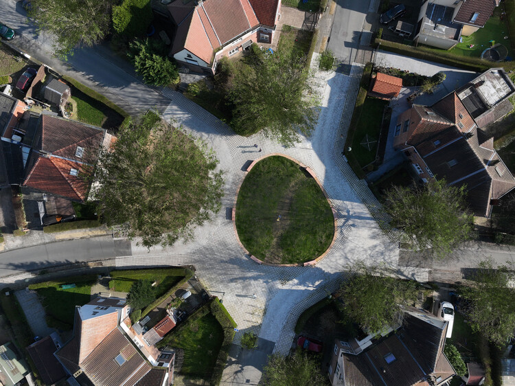 Современная садовая город / архитектура L'Atelier Dev - внешняя фотография, сад