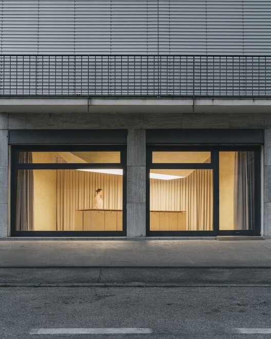 Моска Бьянка Керамическая мастерская / AACM - Atelier Architettura Chinello Morandi - изображение 2 из 28