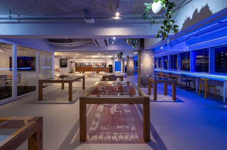 Земля, ориентированная на дизайн -лаборатория / Takehi Hosaka Architects - Exther Photography, Lighting