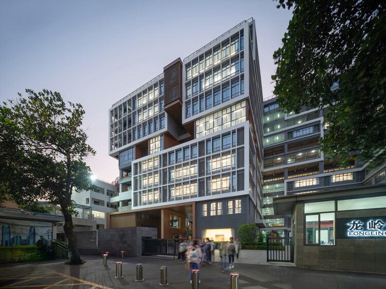 Реконструкция Шэньчжэнь Лонгганской районной школы Longling School / Yijing Architectural Design - изображение 23 из 34