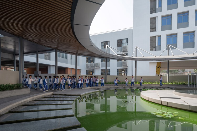 Реконструкция Шэньчжэнь Лонгганской районной школы Longling School / Yijing Architectural Design - изображение 20 из 34