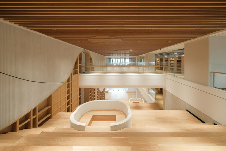 Реконструкция Шэньчжэнь Лонгганской районной школы Longling School / Yijing Architectural Design - изображение 8 из 34