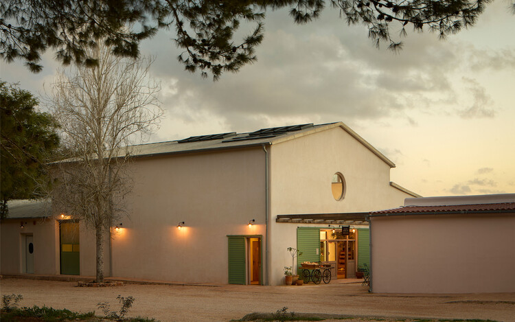 House of Harvest / Fryn Studio - Интерьерная фотография, дверь