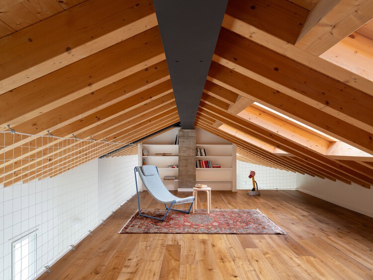 House Plana / Marco Turcato - Внутренняя фотография, дерево, луч