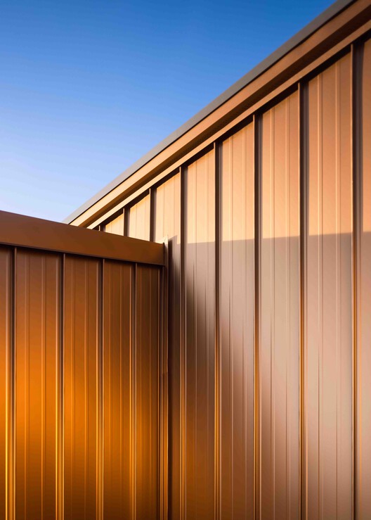 Carisbrooke Residence / DAAS Architecture Inc. - изображение 11 из 20