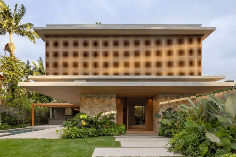 House Europa / Two Arquitetura - изображение 1 из 29