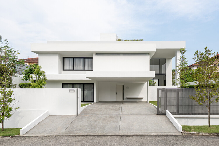 Flovik House / Fabian Tan Architect - внешняя фотография