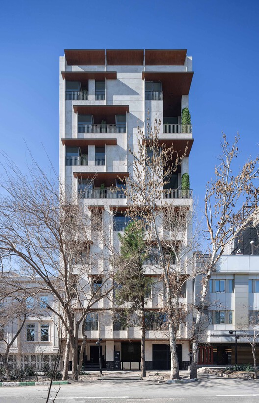 Mian Residential Project / Pi Architects - Экстерьерная фотография, балкон
