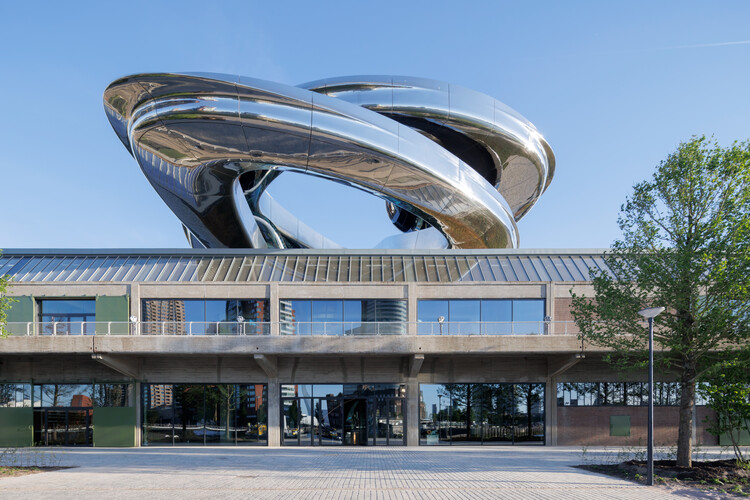 Музей миграции Fenix ​​'Mad Architects открывается в городской гавани Роттердама - изображение 1 из 16
