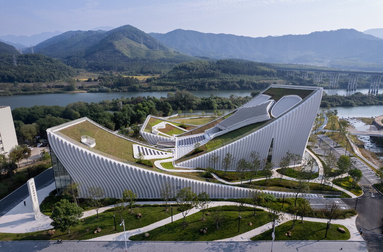 Музей Sunner / Atelier Alter Architects - изображение 1 из 72