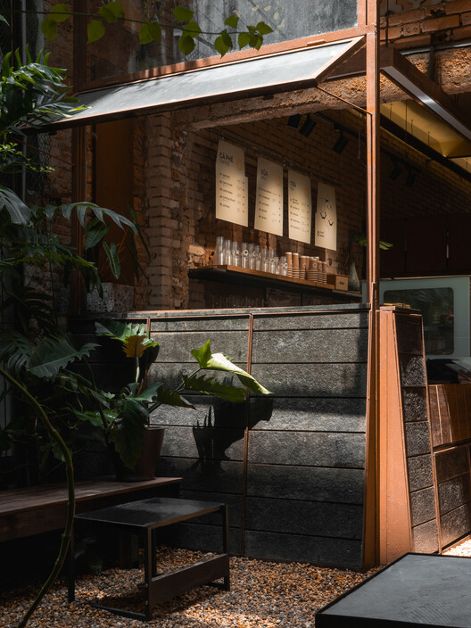 O Растительный ресторан Cafe Cafe / xưởng Xép - изображение 19 из 25