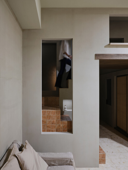 House fc / fws_work - Интерьерная фотография, дерево, бетон