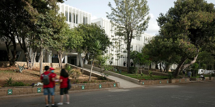 Decartes School / Arpio Architects - Внешняя фотография
