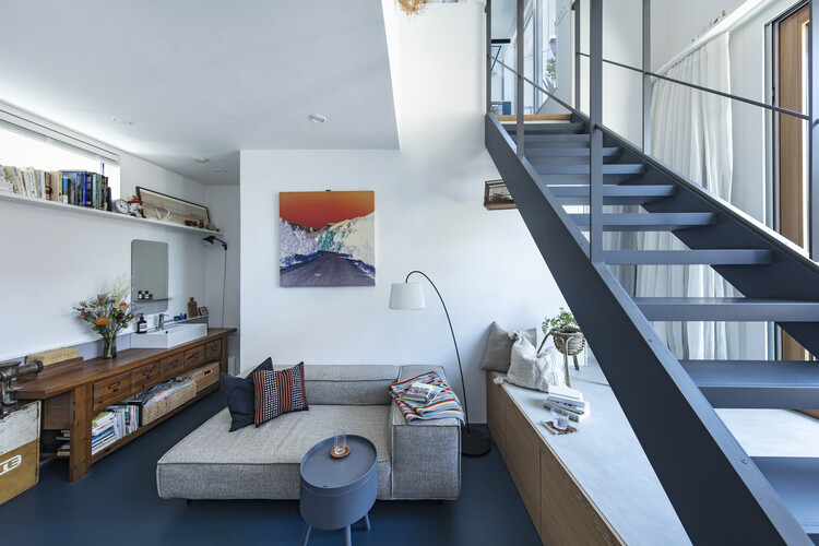 Дом для двух / Tenhachi Architect & Design и дизайн интерьера - Интерьерная фотография, стол, стул