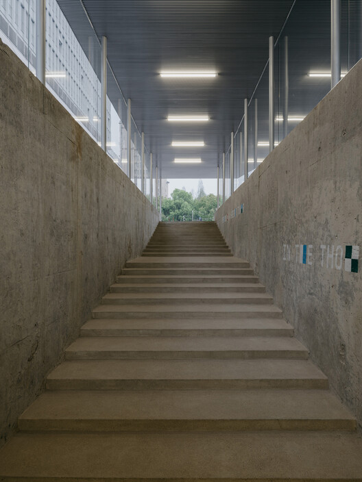 Брита 131 Арт -пространство / офис Цзянджи - изображение 5 из 41