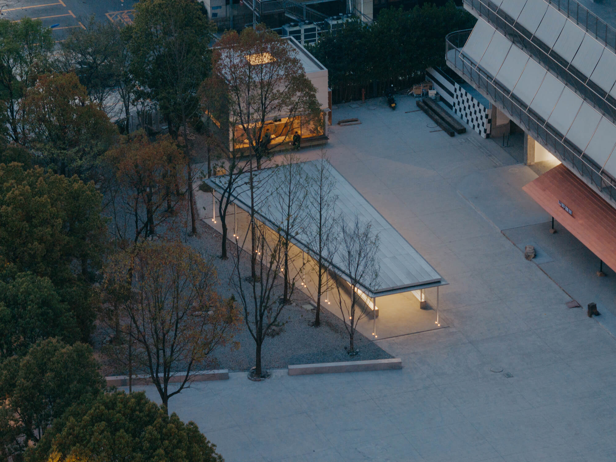 Brita 131 Art Space / Jiangjie Office