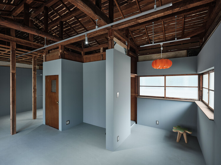Ōimachi House / Roovice - Интерьерная фотография, луч