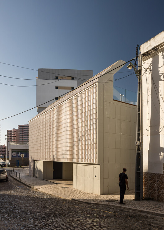 Studentville Housing / Andre Kong Studio - внешняя фотография, бетон