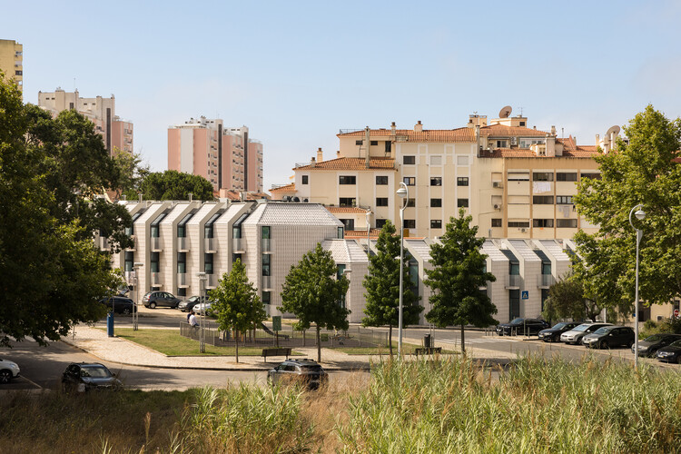 Studentville Housing / Andre Kong Studio - Экстерьерная фотография