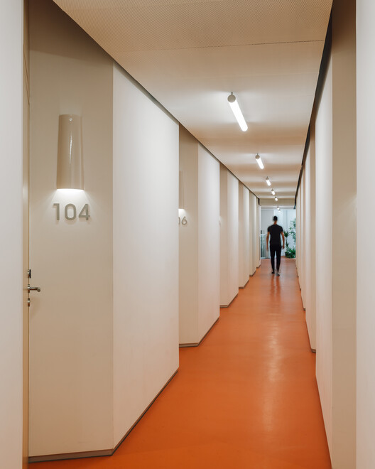 Studentville Housing / Andre Kong Studio - Интерьерная фотография, освещение