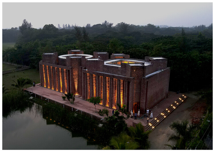 Asalam Mosque / Archeground Ltd. - Внешняя фотография