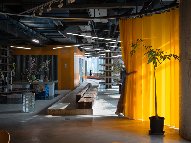889Glo Art Space / Spactrum - Интерьерная фотография, освещение