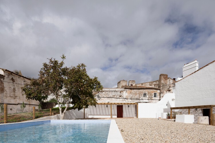 Estremoz 6 Houses / A+Architecture - внешняя фотография, бетон