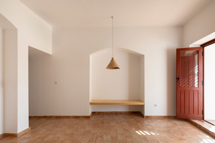 Estremoz 6 Houses / A+Architecture - Интерьерная фотография, дерево, освещение