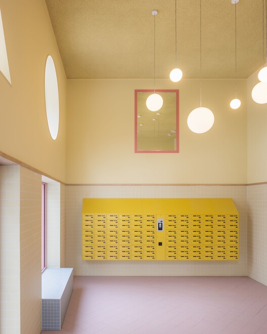 Volante Social Housing / Monadnock - Интерьерная фотография
