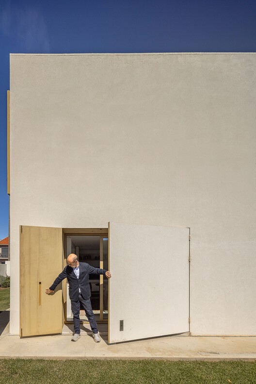 CC House / Esquissos - Arquitectura E Consultoria - Интерьерная фотография, бетон
