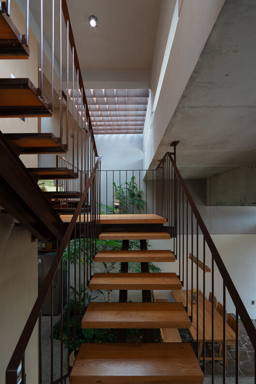 Jinjee House / Tad.atelier - изображение 12 из 30