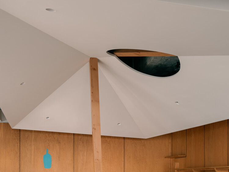 Blue Bottle Coffee в West Bund / Atelier Tao+C - изображение 9 из 19