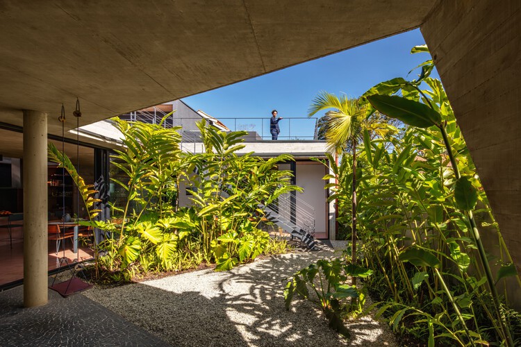 House Renda / Fernanda Neiva + Fernanda Palmieri + Paula Zasnicoff - изображение 8 из 26