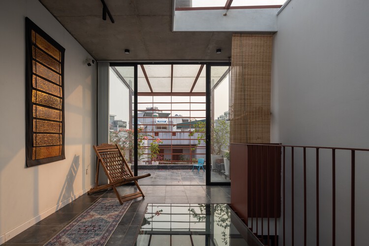MK House / Atelier 12 - Интерьерная фотография, дерево, балкон