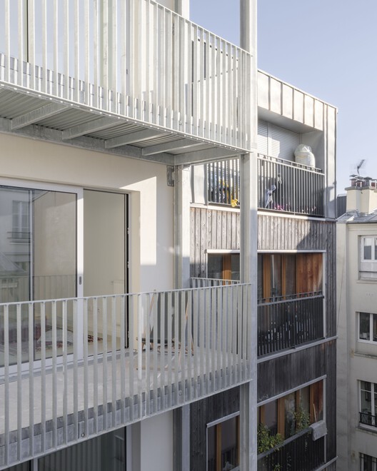 Myrha Public Housing / Fuso Atelier - внешняя фотография, балкон, стекло, бетон
