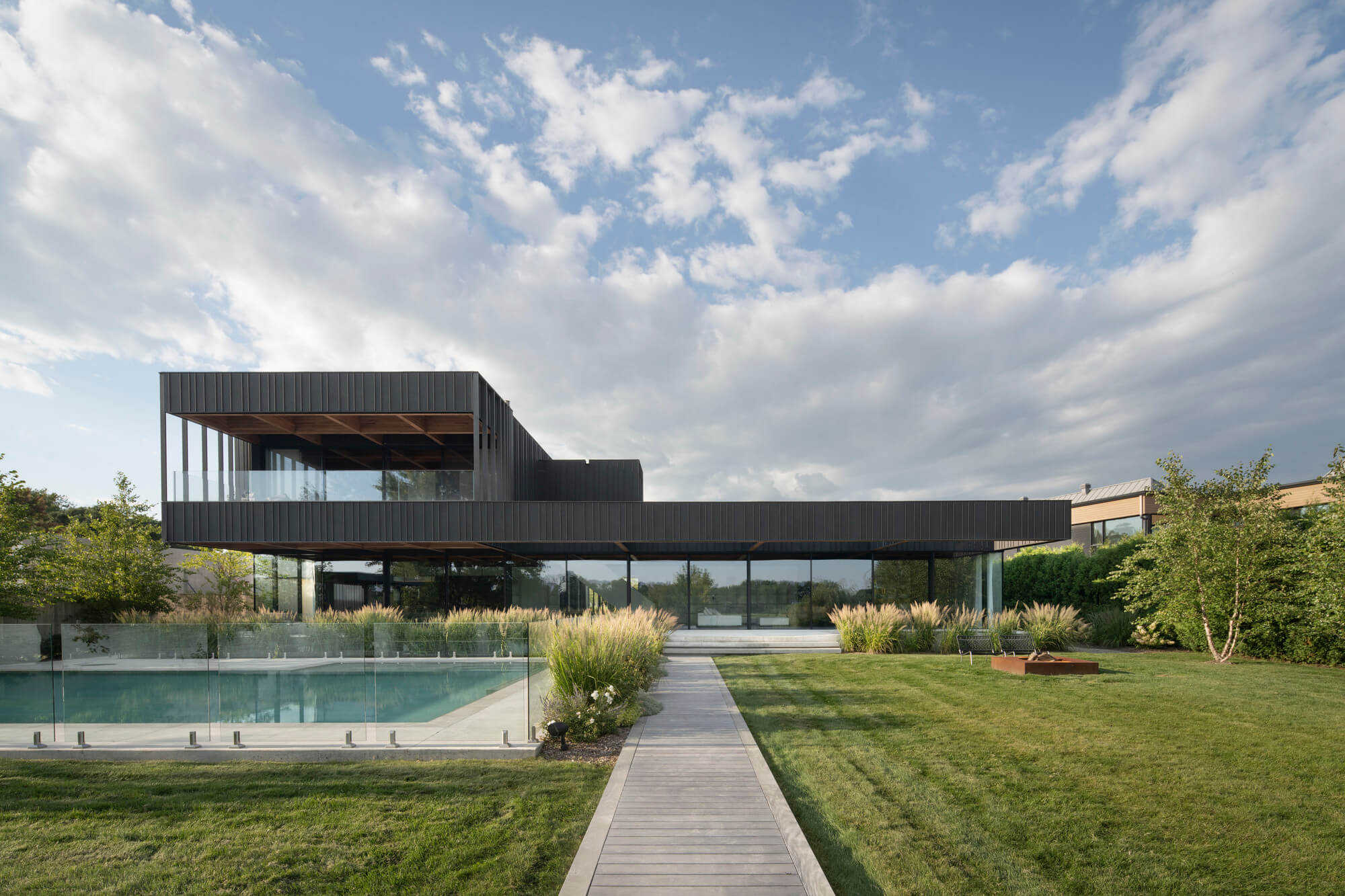Резиденция Terrebonne / Saucier + Perrotte Architectes