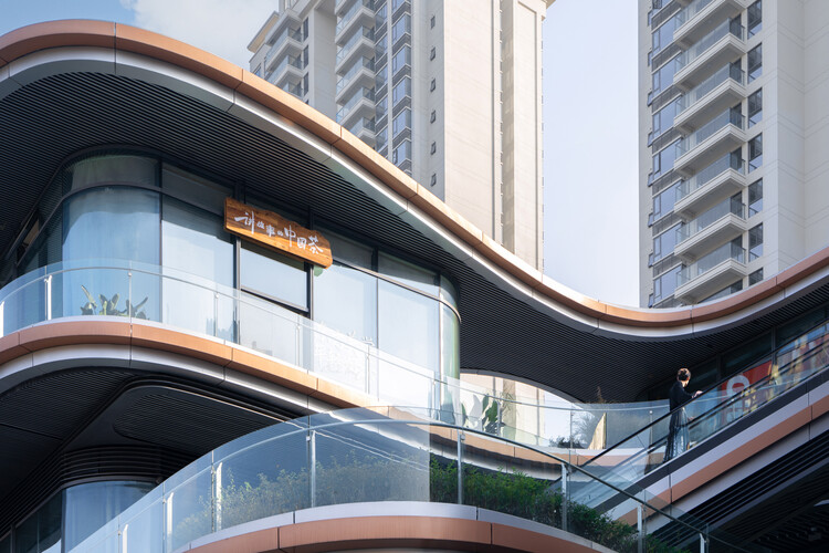 Гиперлан / aedas - внешняя фотография
