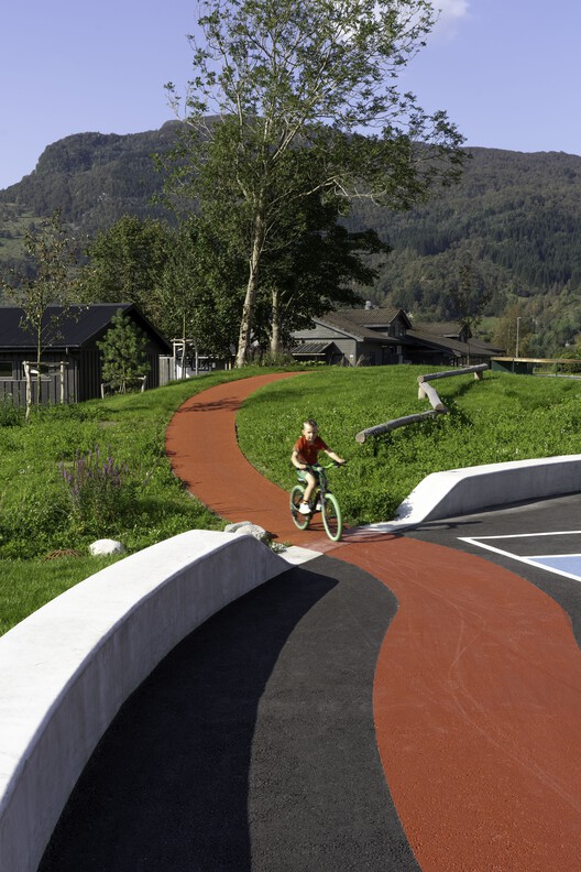 Skakkeringen Public Square / Locallll + PIR2 - Внешняя фотография