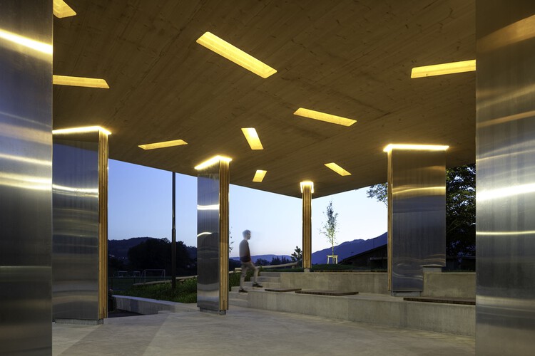 Skakkeringen Public Square / Locallll + PIR2 - Интерьерная фотография, колонка