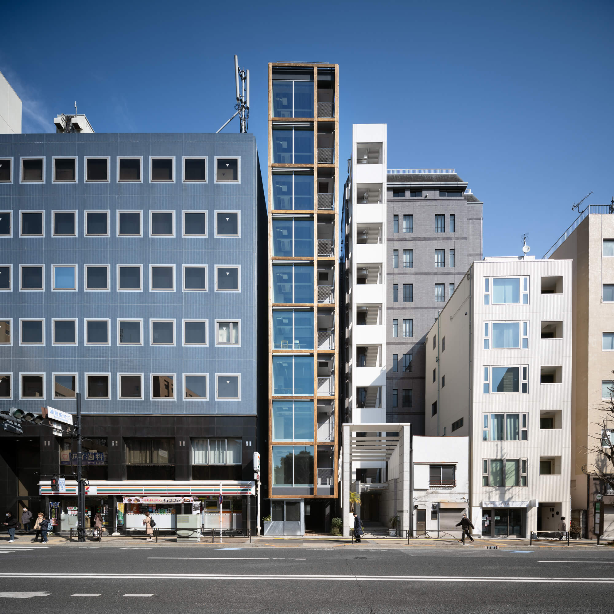 Yushima Building / Tenhachi Architect & Design Interior