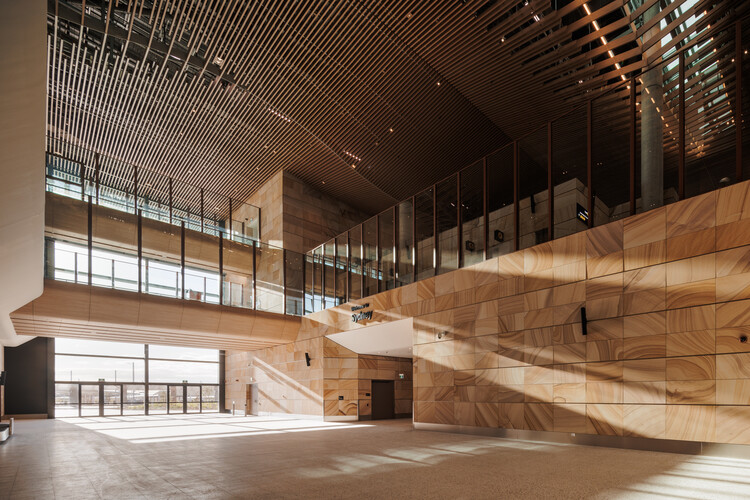 Архитекторы Zaha Hadid, Cox Architecture и Woods Bagot завершают международный аэропорт Западного Сиднея в Австралии - изображение 4 из 15