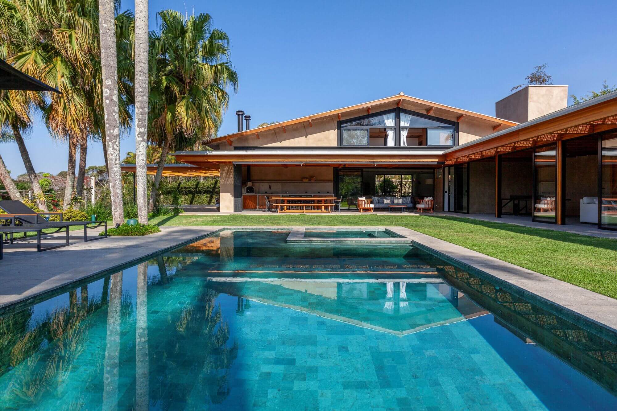 Дом CF / Sandra Sayeg Tranchesi arquitetura