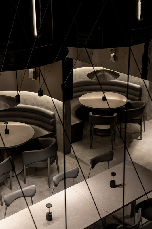 LAIR Restaurant Bar / Renesa Architecture Design Studio Studio - Интерьерная фотография