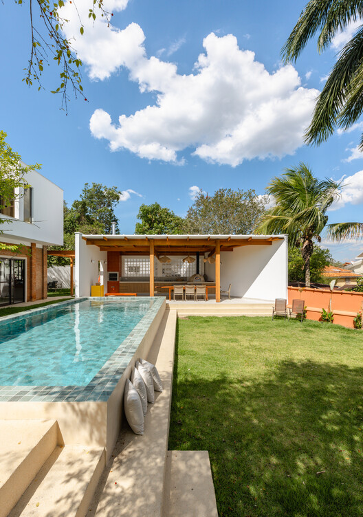 House Groviola / Sertão Arquitetos - изображение 35 из 40