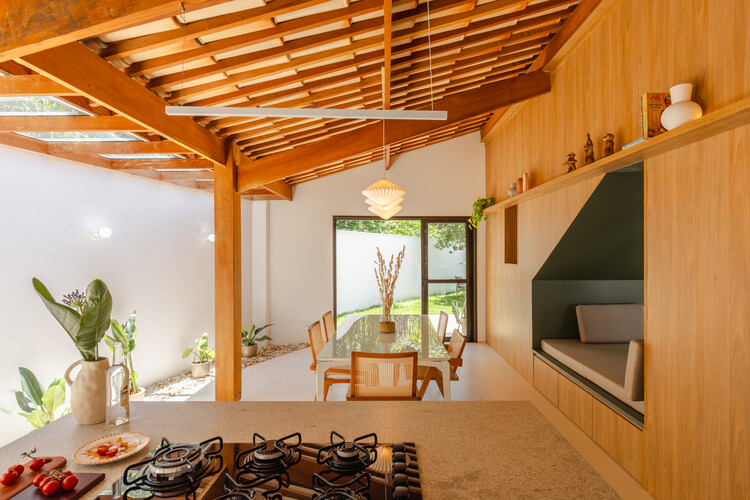 House Groviola / Sertão Arquitetos - Интерьерная фотография, древесина