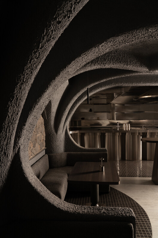 Callme Ten Restaurant / Renesa Architecture Design Studio - Интерьерная фотография
