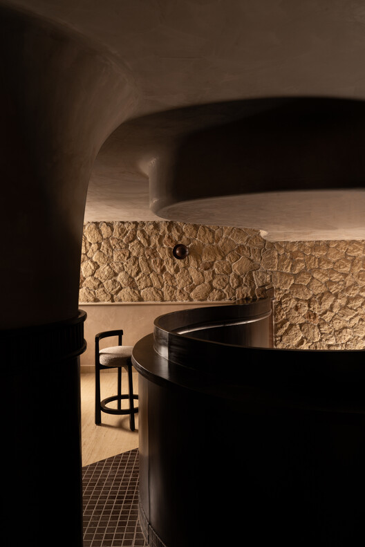 Callme Ten Restaurant / Renesa Architecture Design Studio - Интерьерная фотография