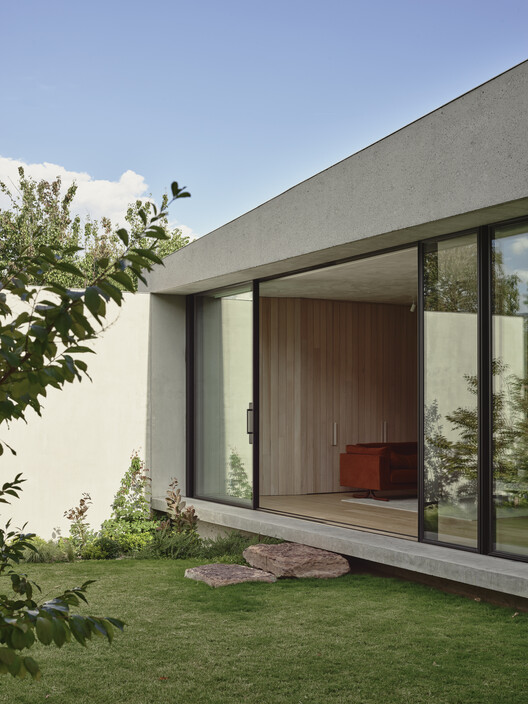 Fairfield Courtyard House / Taylor Knights - изображение 6 из 32