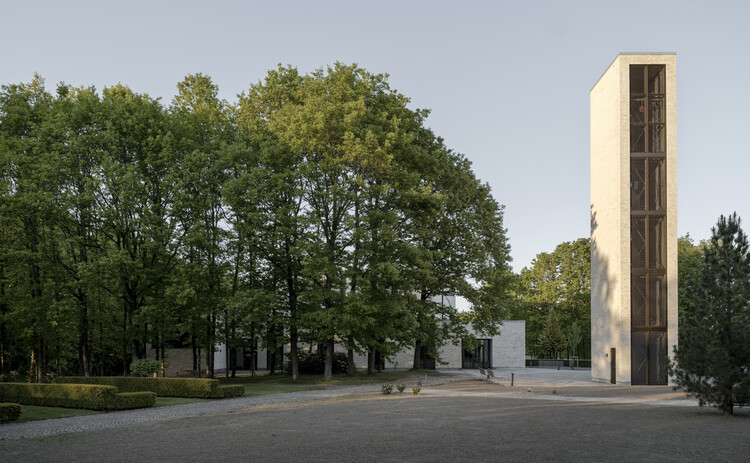 Церковь Højvangen / Henning Larsen + Espen Surnevik - Внешняя фотография