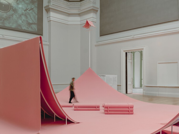 Установка Fun Palace / Studio Ossidiana - Интерьерная фотография